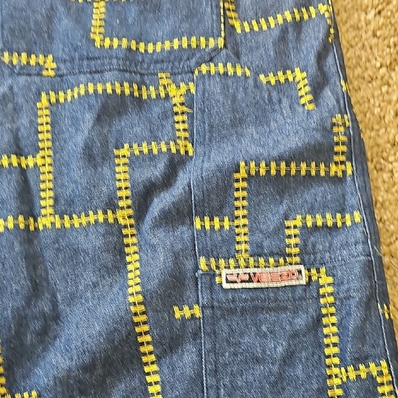 Men's Blue and Yellow Patterned Jean Shorts - Picture 5 of 6